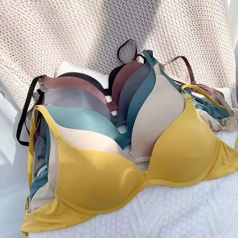 Japanese One-piece Smooth Girl - Sleep Bra Bralette 评论和价格